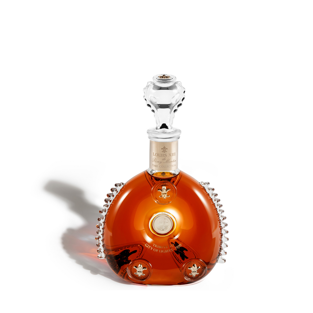A packshot of LOUIS XIII City of Lights 1900 decanter on a white background